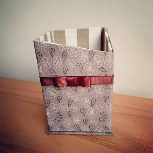 Porta Lápis em Cartonagem