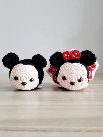 Casal Mickey e Minnie em Amigurumi