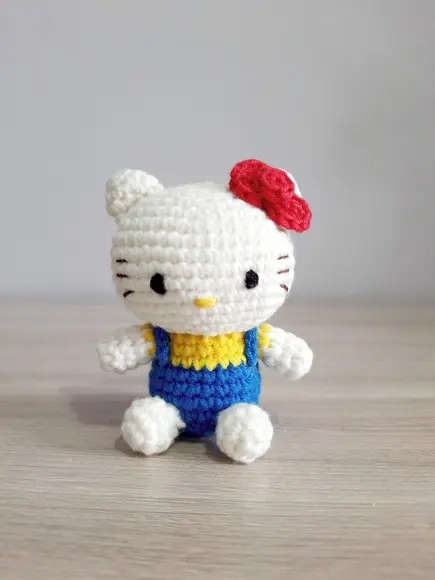 Hello Kitty Amigurumi