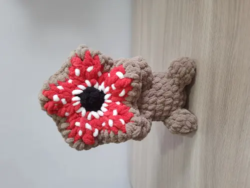 Demogorgon em Amigurumi