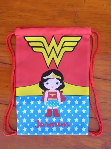 Mochila saco infantil mulher maravilha