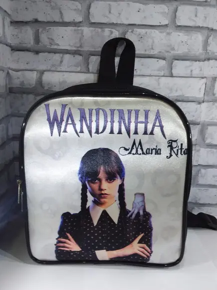 Mochilinha Personalizada Wandinha