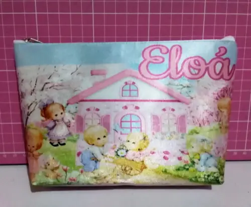 Necessaire personalizada chuva de amor de nylon
