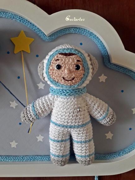 Enfeite de Porta de Maternidade Astronauta com Rostinho