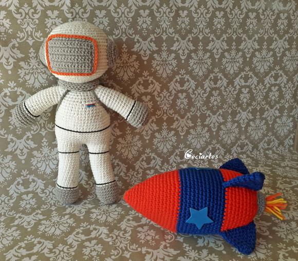 Kit Astronauta + Foguete Amigurumi