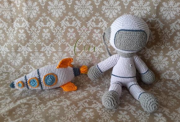 Kit Astronauta + Foguete Enfeite para Nicho