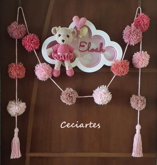 KIT PORTA MATERNIDADE URSINHA + VARAL DE BERÇO POMPOM