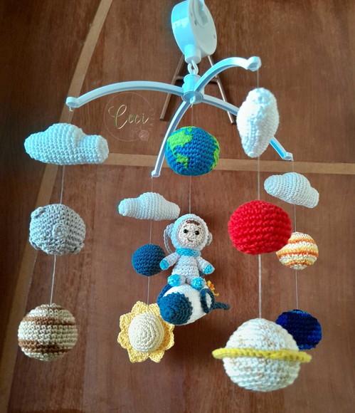 Móbile Espacial Astronauta Amigurumi