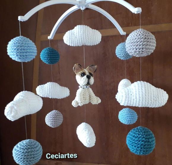 Móbile Musical Cãozinho e Nuvens