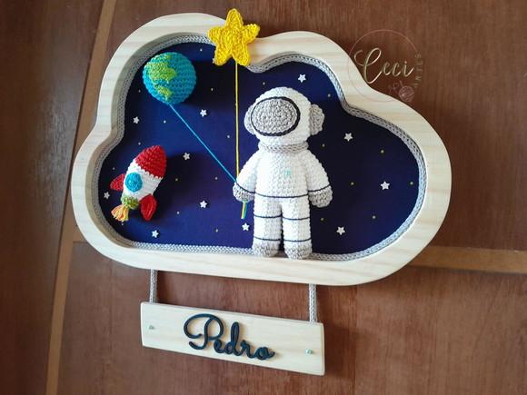 Porta Maternidade Astronauta- Nuvem em Pinus