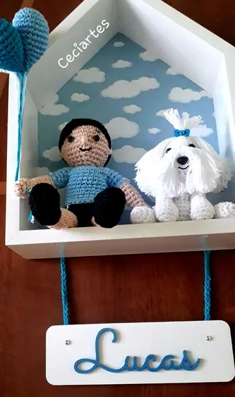 Enfeite de porta de maternidade Casinha Menino e seu cãozinho