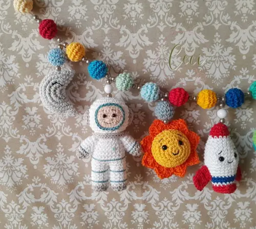 Móbile de Carrinho Astronauta Amigurumi
