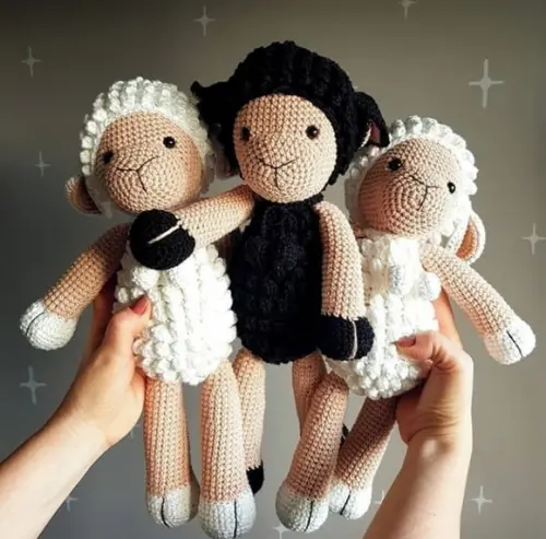 Ovelha amigurumi