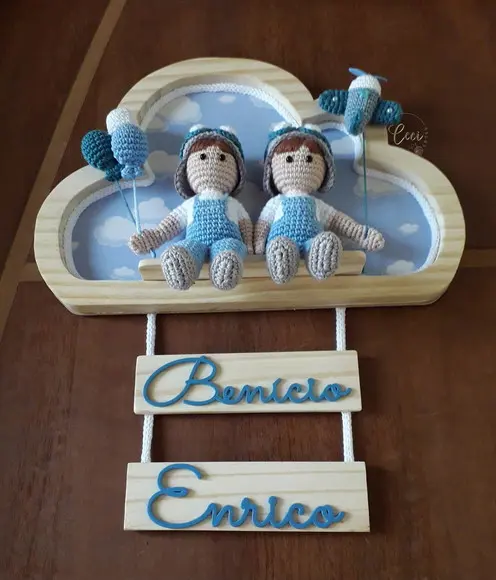 Porta Maternidade Irmãos Gêmeos Amigurumi