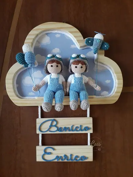 Porta Maternidade Irmãos Gêmeos Amigurumi