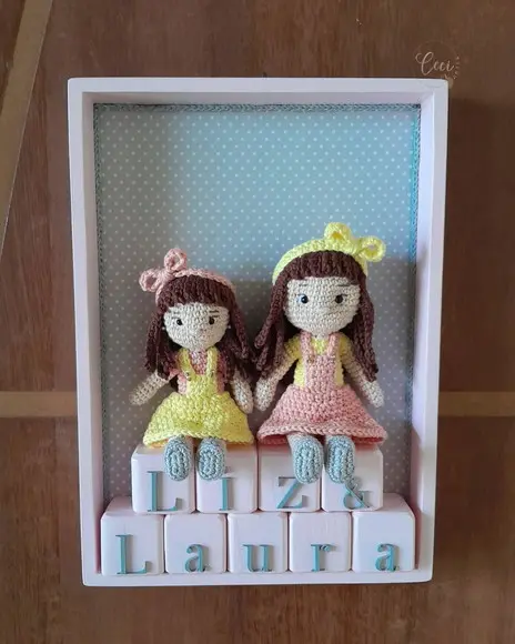 Porta Maternidade Liz & Laura