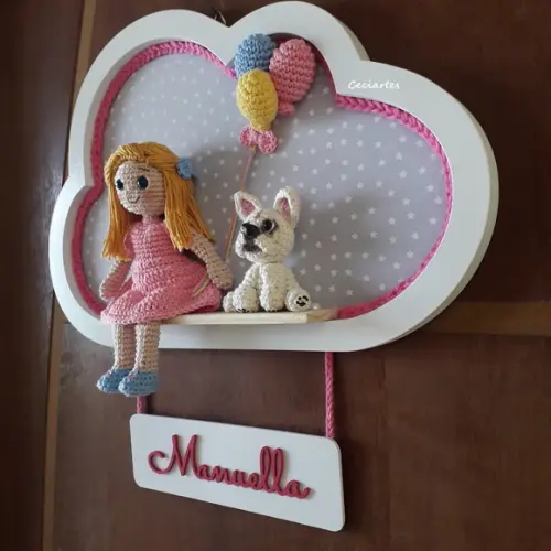 Porta Maternidade Menina E Seu Cãozinho