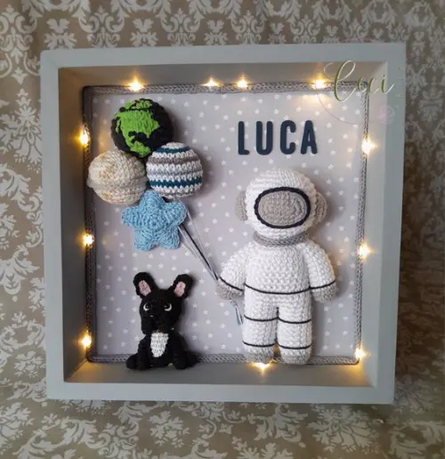 Porta Maternidade Quadro Astroanauta com Led e Pet