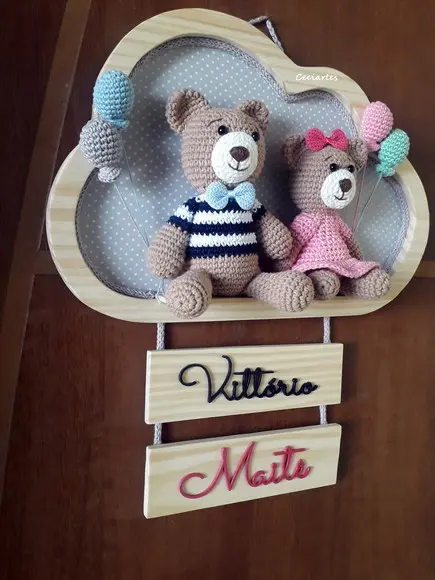 Porta Maternidade Irmãos Ursos