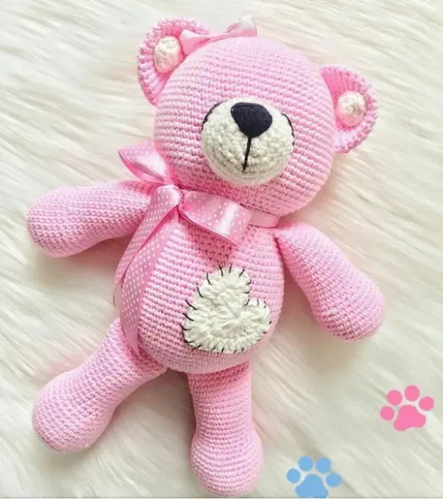 Ursinha amigurumi em crochê