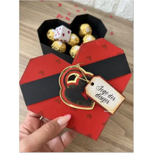 Arquivo de corte Caixa coração ferrero com jogo dos desejos