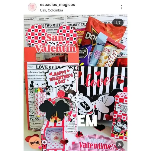 Arquivo de corte CARPETA PARA COLOREAR Mickey Vintage