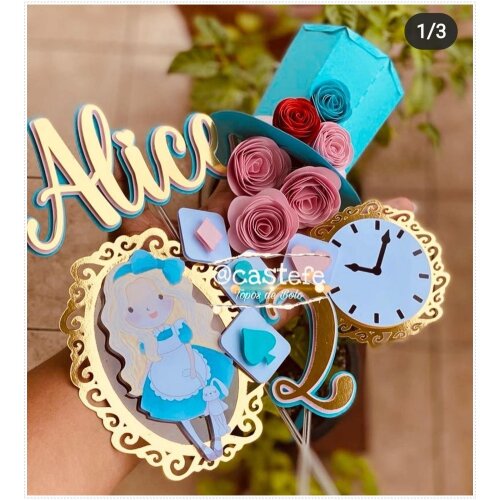 Topo de bolo 19 - Alice no Pais das Maravilhas a