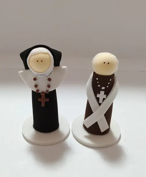 Padre e Freira para constelação familiar
