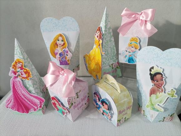 40 Lembrancinhas Princesas