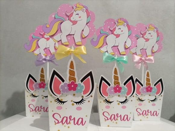 Centro de Mesa + Caixa Milk Tema Unicornio