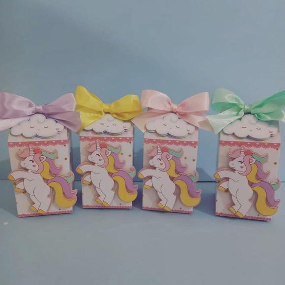 Centro de Mesa + Caixa Milk Tema Unicornio