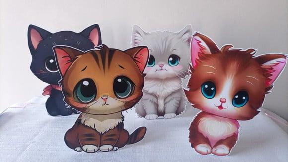 Kit com 4 Displays de Mesa Gatinhos Fofos