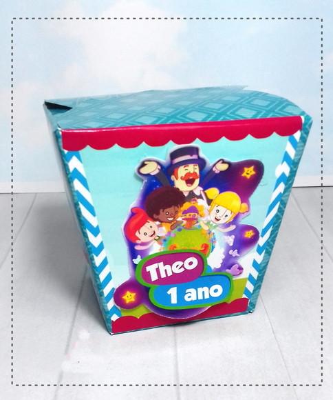 Lembrancinhas + Topo de Bolo Mundo Bita