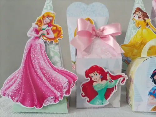 40 Lembrancinhas Princesas