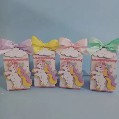 Centro de Mesa + Caixa Milk Tema Unicornio
