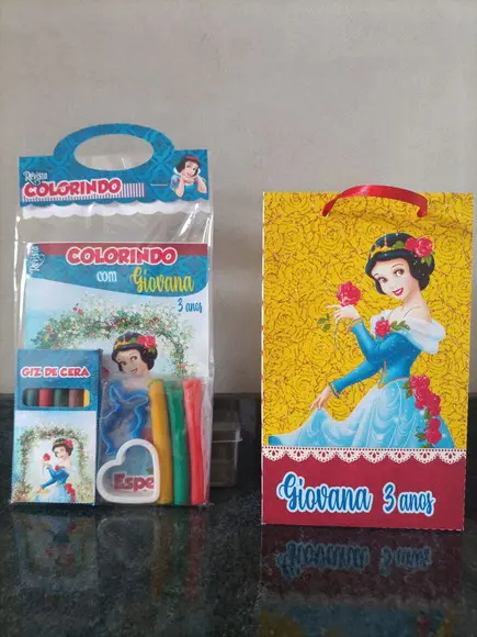 Kit Colorir com Massinha Branca de Neve
