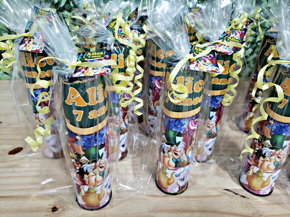 Alice no País das Maravilhas Lembrancinha Personalizada