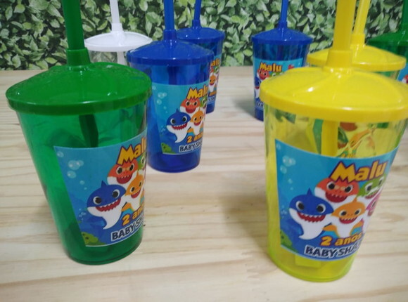 Baby Shark Copo Canudo Personalizado Pronta Entrega