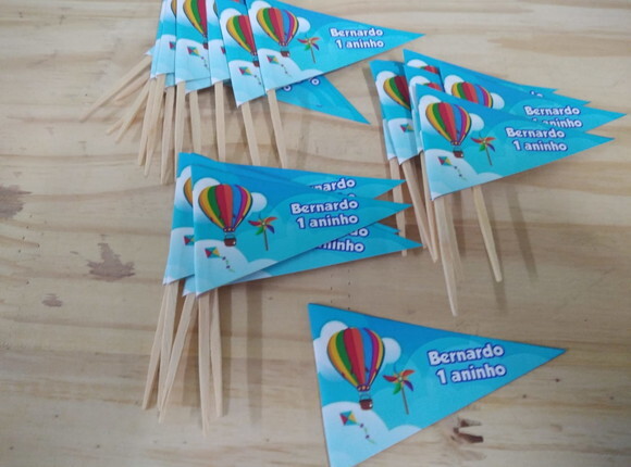 Balão e Catavento Bandeirinha Salgadinhos 50 Unid P Entrega