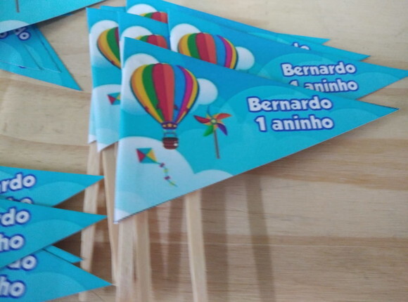Balão e Catavento Bandeirinha Salgadinhos 50 Unid P Entrega