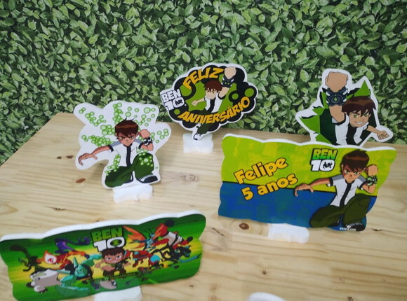 Ben 10 Kit de Mesa Displays 8 Peças Pronta Entrega