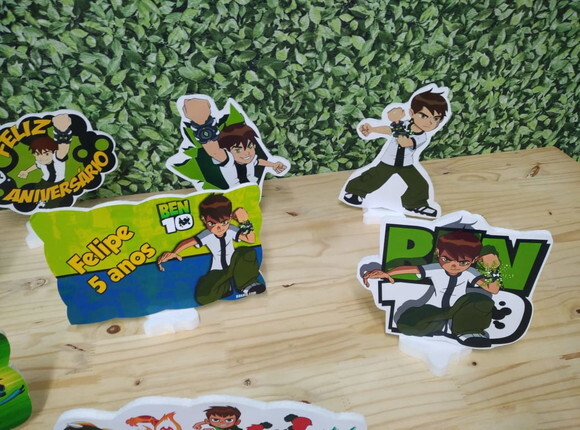 Ben 10 Kit de Mesa Displays 8 Peças Pronta Entrega