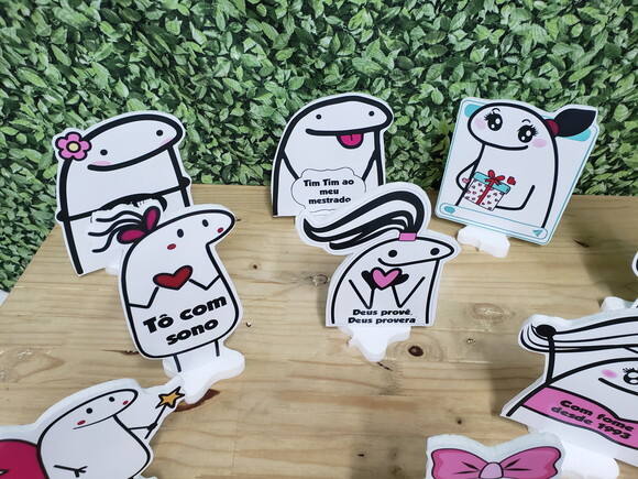 Bento Florky Menina Displays Mesa 9 Peças Pronta Entrega