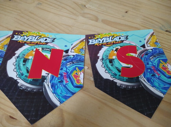Beyblade Varal Personalizado Parabéns + Nome Pronta Entrega