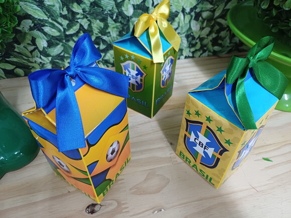 Brasil Caixa Milk Personalizada Copa 2026 Pronta Entrega