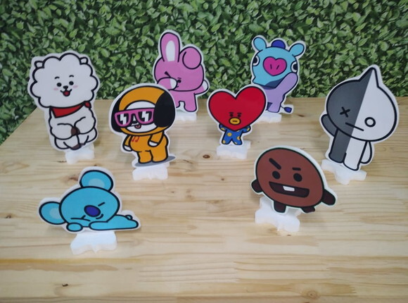 Bt21 Bts Kit de Mesa Displays 8 Peças Pronta Entrega