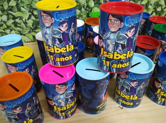 Caçadores de Trolls Cofrinhos Personalizados