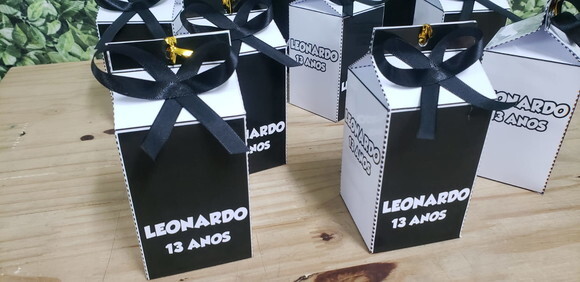 Caixa Milk Preto e Branco Personalizada Pronta Entrega