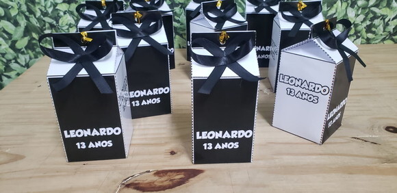 Caixa Milk Preto e Branco Personalizada Pronta Entrega