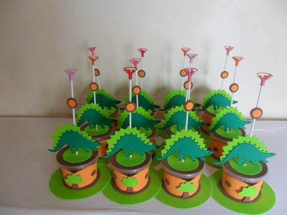Centro de Mesa Lembrancinha Dinossauros